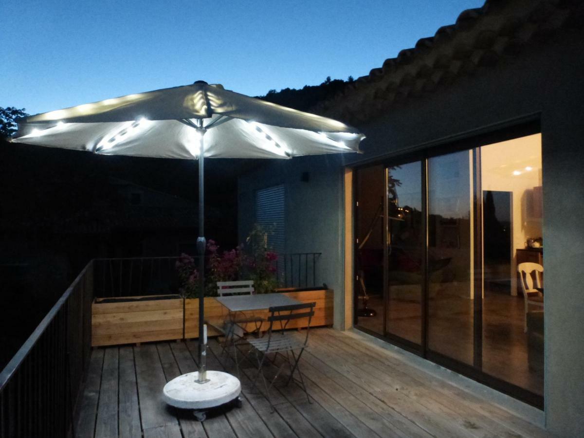 Maison Itze Saint-Saturnin-d'Apt Exterior foto